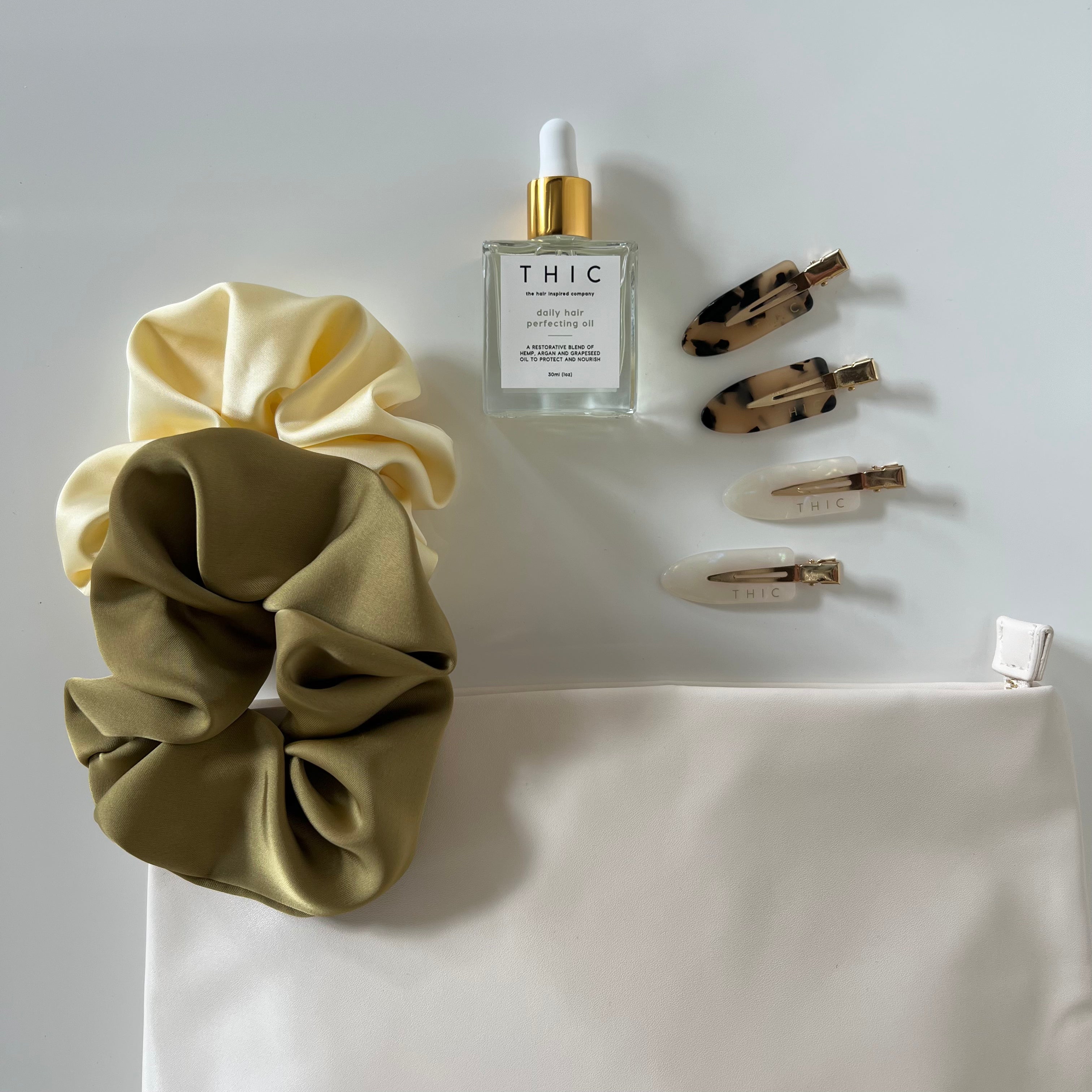 THIC TRAVEL BEAUTY BAG SET