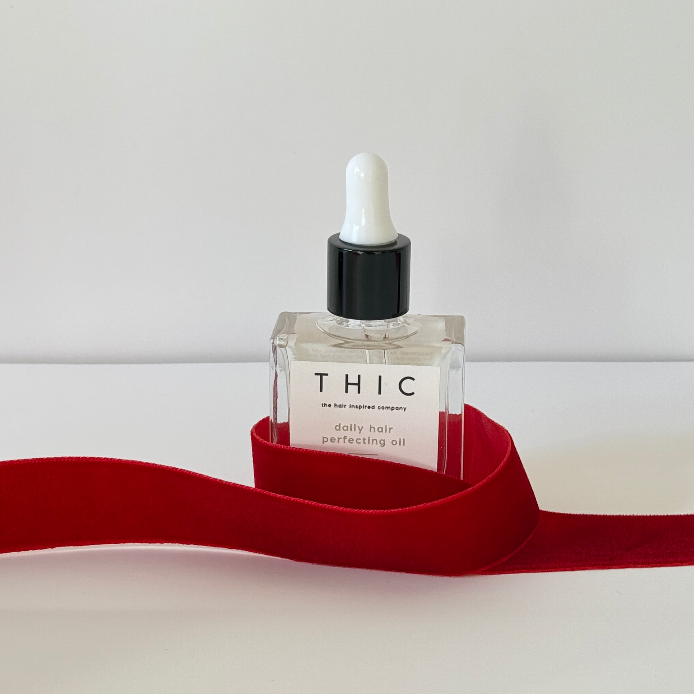 THIC daily hair perfecting oil